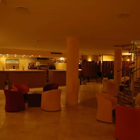 モーテル Hm Motelhotel Castellazzo Bormida