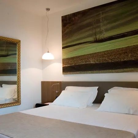 Hm Motelhotel モーテル Castellazzo Bormida