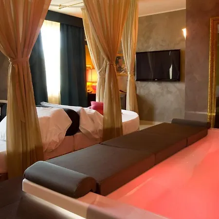 Hm Motelhotel モーテル Castellazzo Bormida